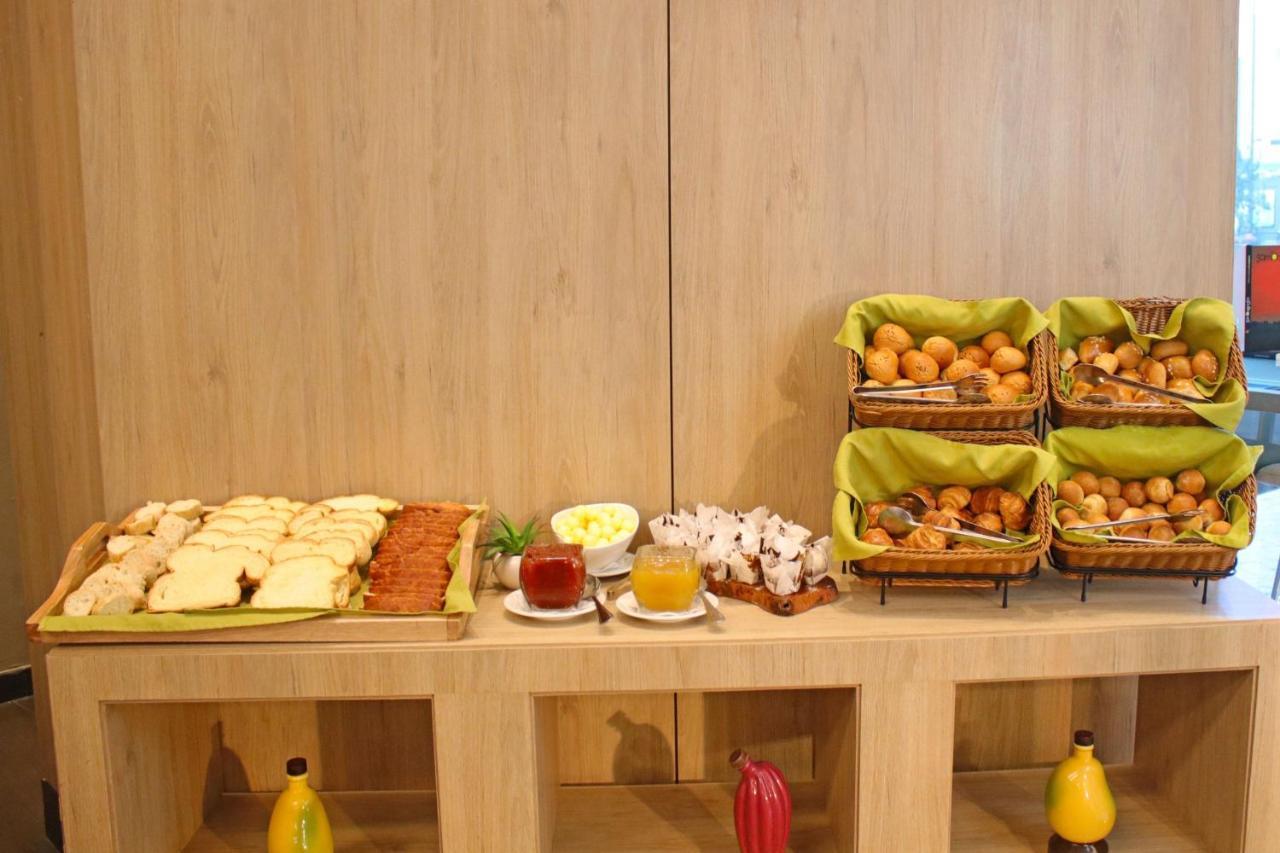 Courtyard By Marriott Guayaquil Hotel Екстериор снимка