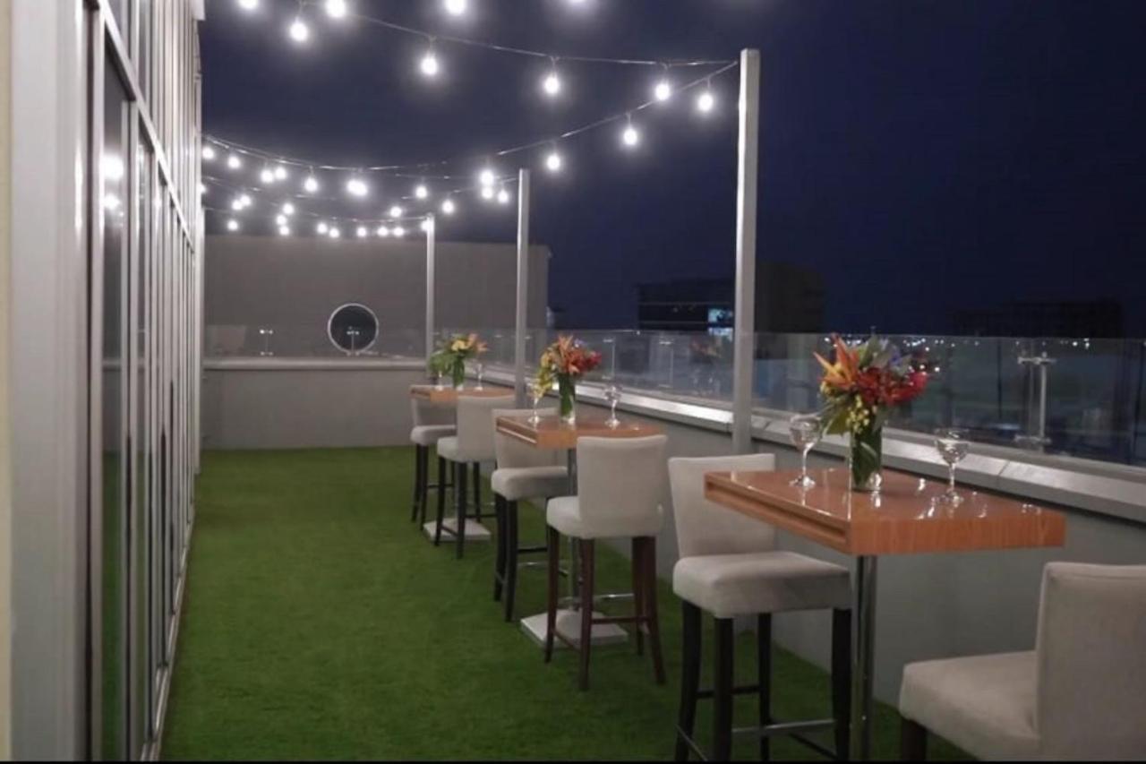 Courtyard By Marriott Guayaquil Hotel Екстериор снимка